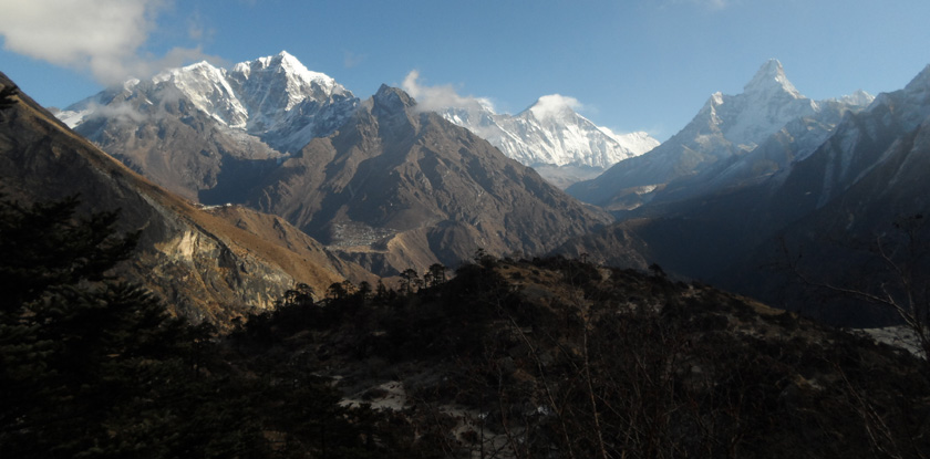 Everest range during trek to EBC